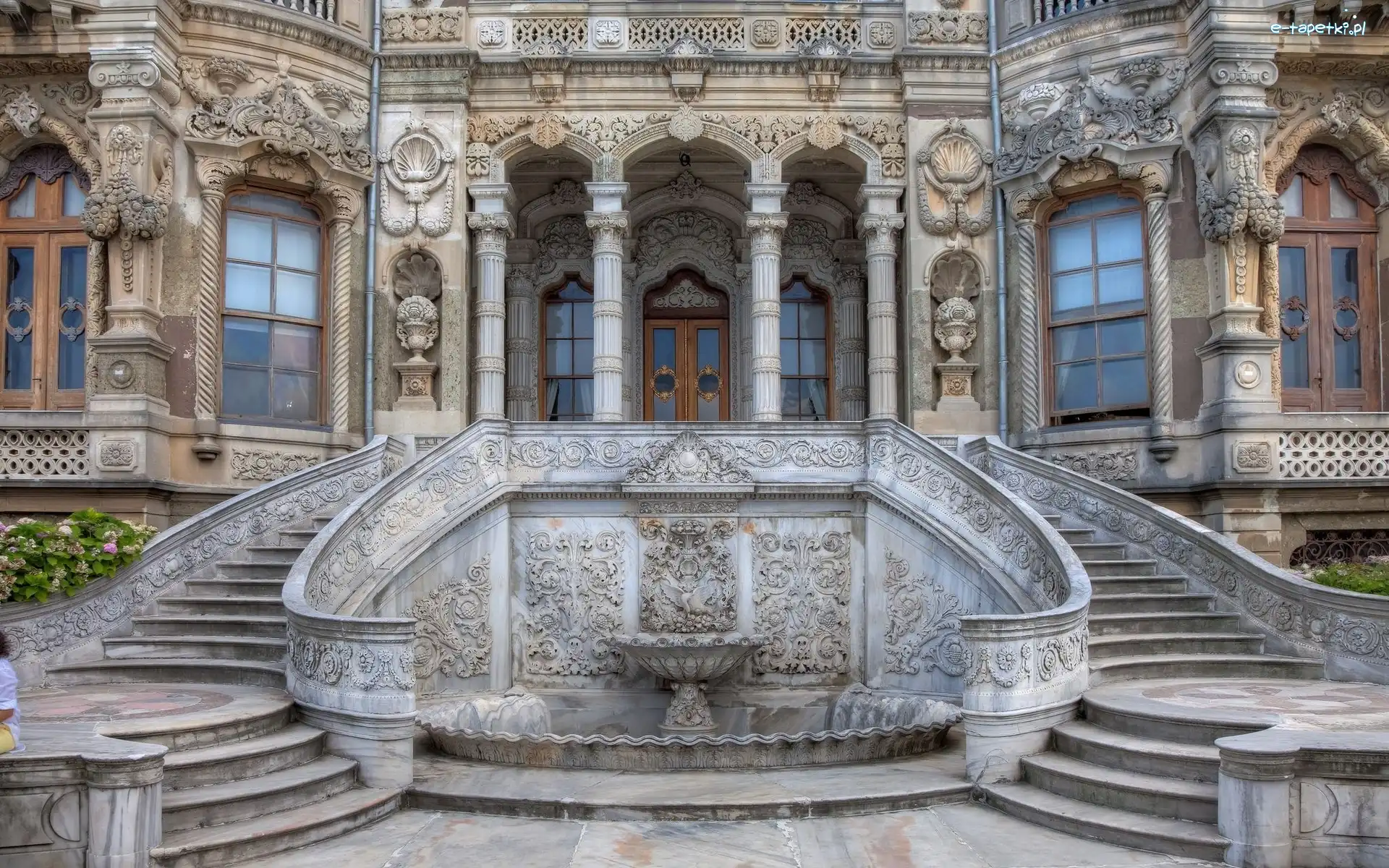 Schody, Pałac