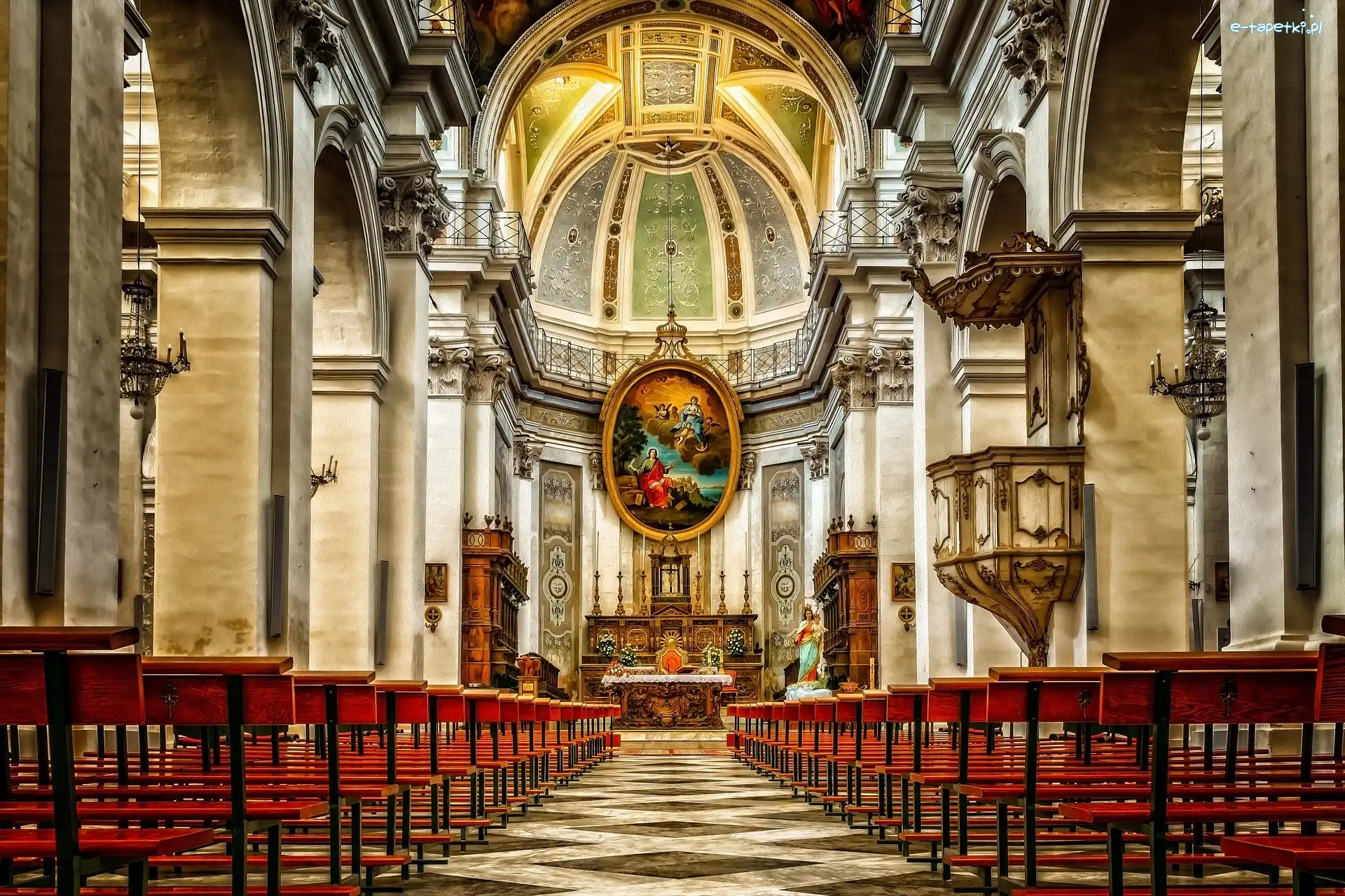 Wnętrze, Miejscowość Modica, Zdobienia, Ławki, Włochy, Ołtarz, Kolumny, Kościół Chiesa di san Giovanni Evangelista