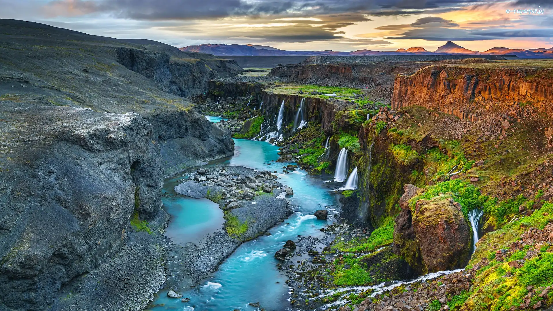 Rzeka Fjadra, Skały, Kanion Sigoldugljufur, Islandia, Wodospady, Góry
