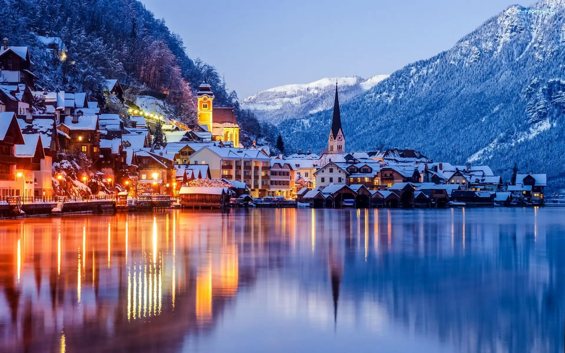 Ciekawe Miejsca W Austrii Latem Jezioro, Alpy Salzburskie, Hallstatt, Domy, Góry, Zima, Austria
