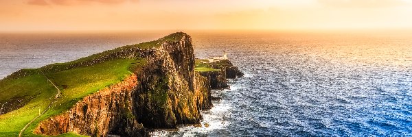 Wschód słońca, Półwysep Duirinish, Latarnia morska Neist Point Lighthouse, Wyspa Skye, Szkocja, Wybrzeże, Morze Szkockie