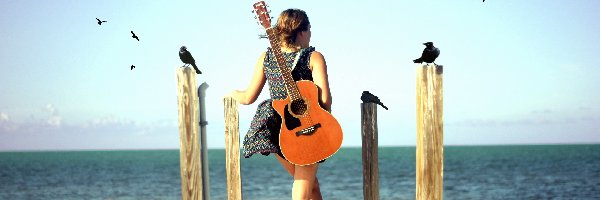 Gitara, Pomost, Morze, Dziewczyna