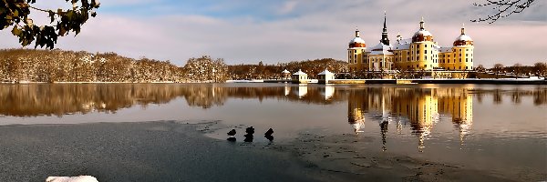 Jezioro, Niemcy, Pałac Moritzburg