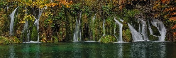 Chorwacja, Park Narodowy Jezior Plitwickich, Drzewa, Jezioro, Wodospad, Rośliny, Jesień