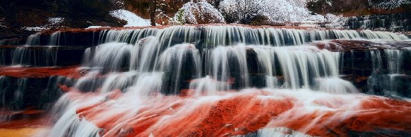 Rzeka, Wodospad Archangel Falls, Park Narodowy Zion, Stan Utah, Stany Zjednoczone, Śnieg, Zima, Kanion, Drzewa
