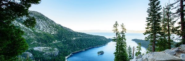 Góry, Stan Kalifornia, Świerki, Wyspa Fannette, Park stanowy Emerald Bay, Jezioro Tahoe, Las, Stany Zjednoczone