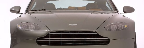Przód, Aston Martin V8 Vantage