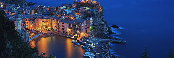 Vernazza, Morze, Park Narodowy Cinque Terre, Włochy