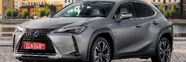 Hybrydowy, Lexus UX