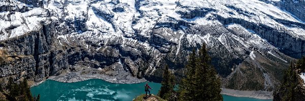 Góry, Jezioro, Szczyty, Ośnieżone, Lake Oeschinen, Alpy Berneńskie, Drzewa, Szwajcaria