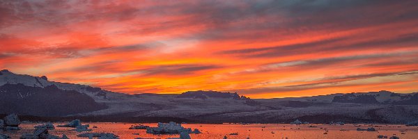 Zachód słońca, Laguna lodowcowa, Zima, Islandia, Jokulsarlon, Jezioro