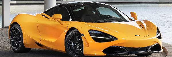 Żółty, McLaren 720S