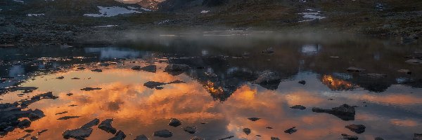 Zachód słońca, Jezioro, Kamienie, Norwegia, Jotunheimen, Góry