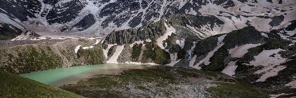 Kabardo-Bałkaria, Śnieg, Jezioro Donguz Orun Kel, Rosja, Kaukaz, Góry