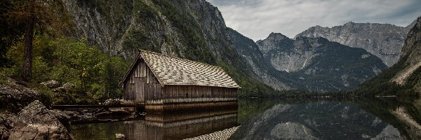 Domek, Drewniany, Alpy, Góry, Park Narodowy Berchtesgaden, Niemcy, Bawaria, Jezioro Obersee, Kamienie