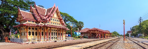 Tajlandia, Tory kolejowe, Drzewa, Dom, Stacja kolejowa, Prachuap Khiri Khan, Hua Hin