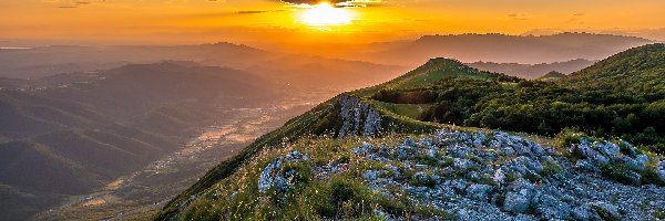 Vipava Valley, Zachód słońca, Dolina, Słowenia, Skały, Góry Nanos