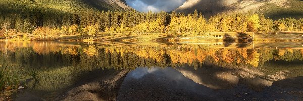 Canmore, Jezioro, Kanada, Szczyt Ha Ling, Drzewa, Las, Góry Skaliste, Jesień, Grassi Lake, Prowincja Alberta