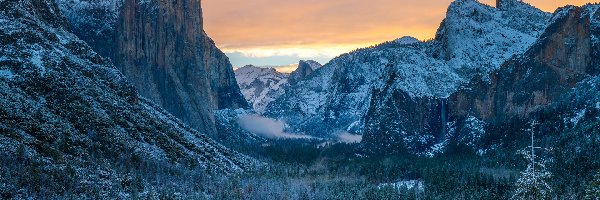 Turnia, Park Narodowy Yosemite, Góry, Kalifornia, Stany Zjednoczone, Las, Sierra Nevada