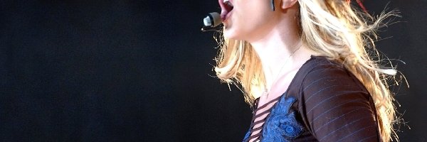 Mikrofon, Britney Spears