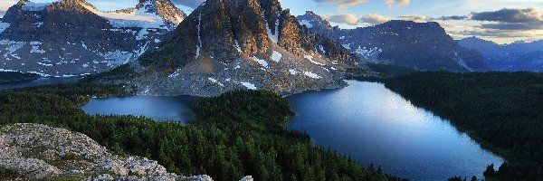 Kanada, Park prowincjonalny Mount Assiniboine, Prowincja Kolumbia Brytyjska, Jeziora, Góry Mount Assiniboine