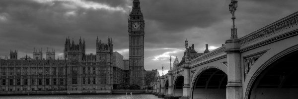 Rzeka Tamiza, Big Ben, Most Westminsterski, Czarno-białe, Londyn, Anglia