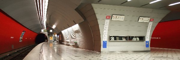 Metra, Stacja, Tunel