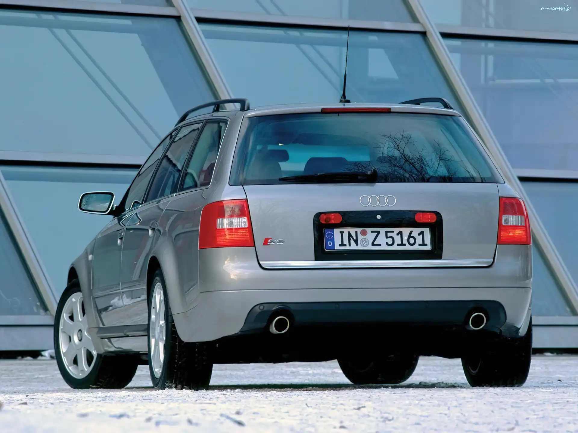 AVANT, Audi S6