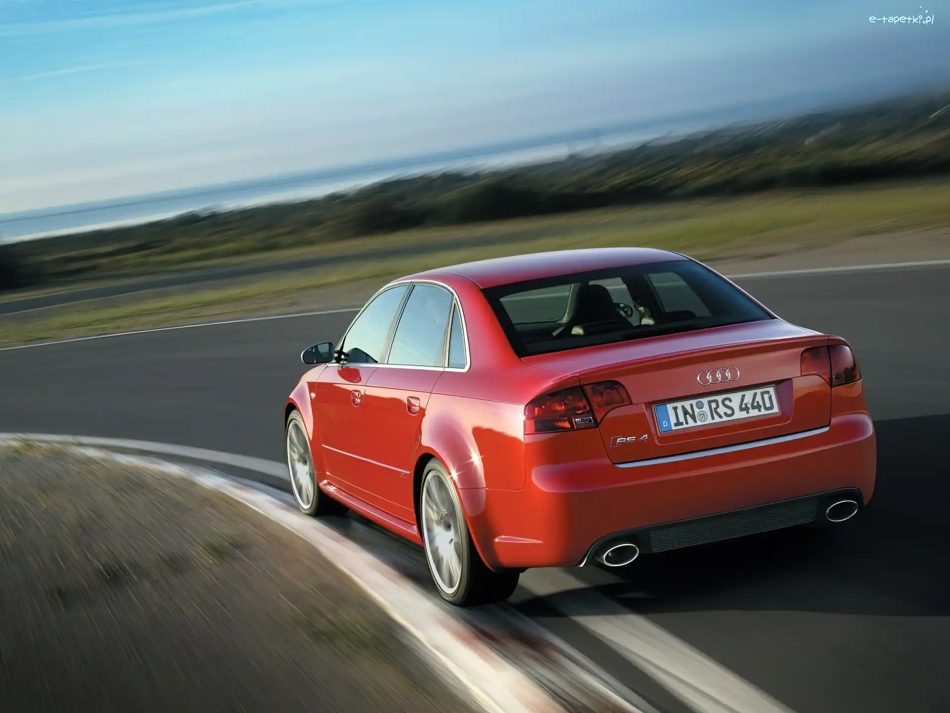 B7, Audi A4, Czerwone