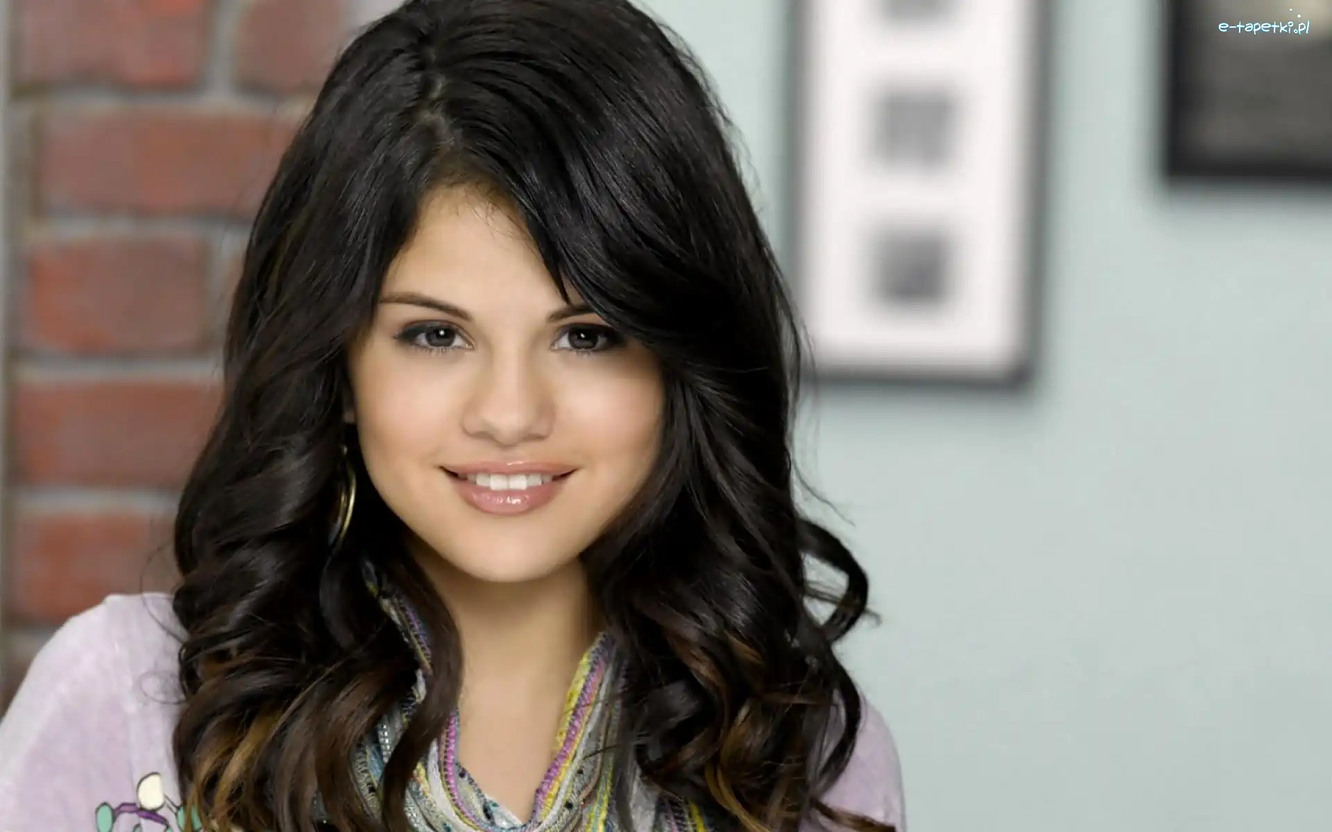 Włosy, Kręcone, Selena Gomez
