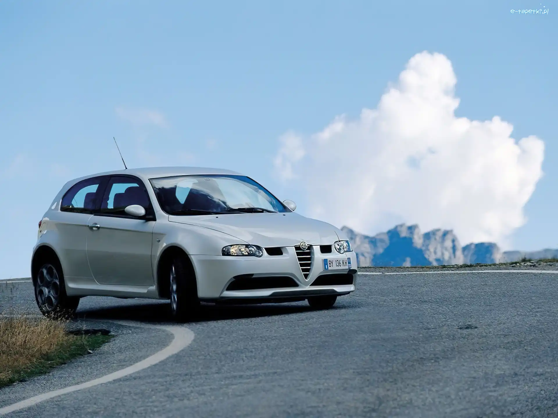 Chmury, Ulica, Alfa Romeo 147