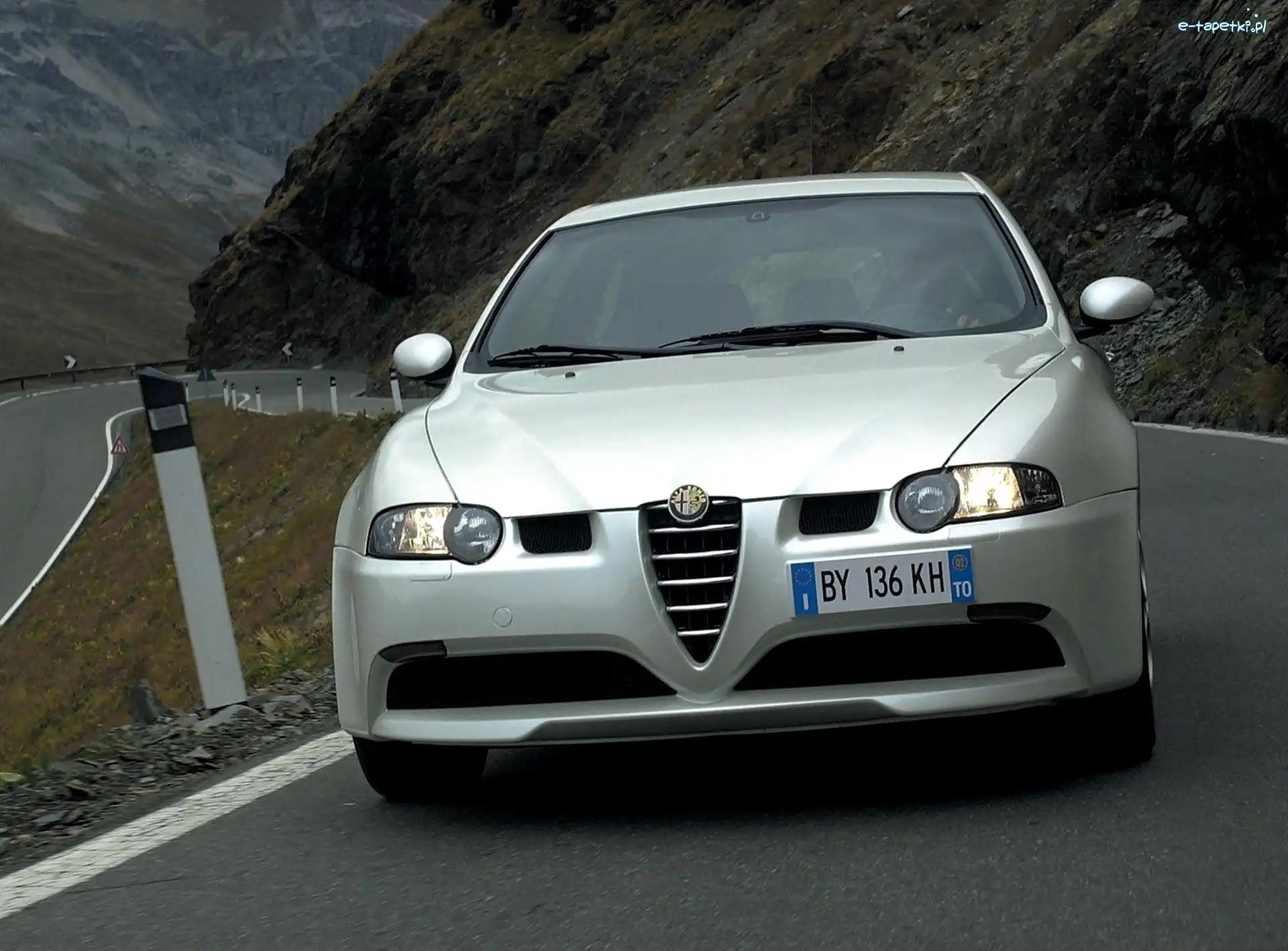 Droga, Alfa Romeo 147