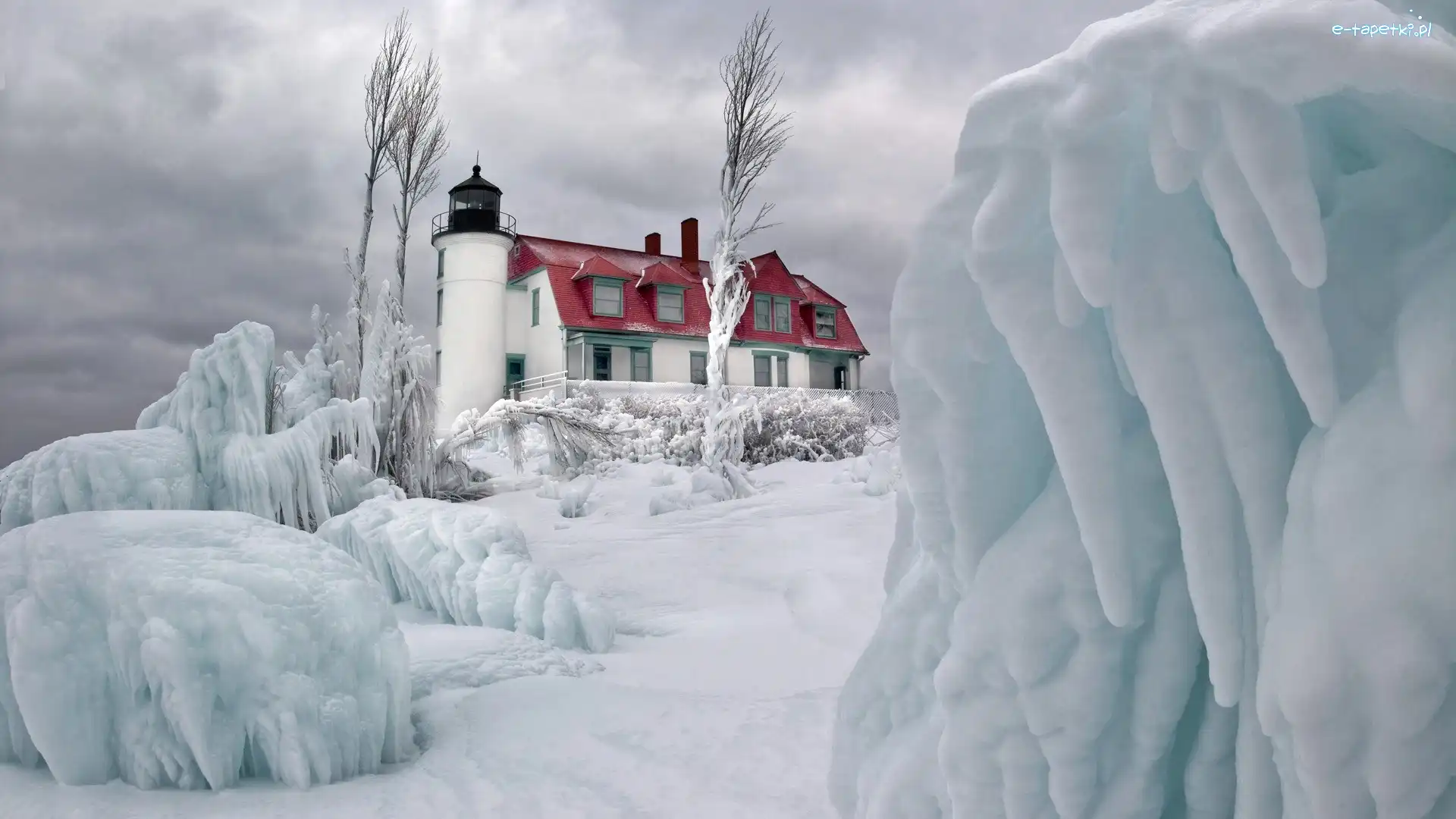 Stany Zjednoczone, Latarnia morska Point Betsie, Stan Michigan, Zima, Muzeum Point Betsie Light