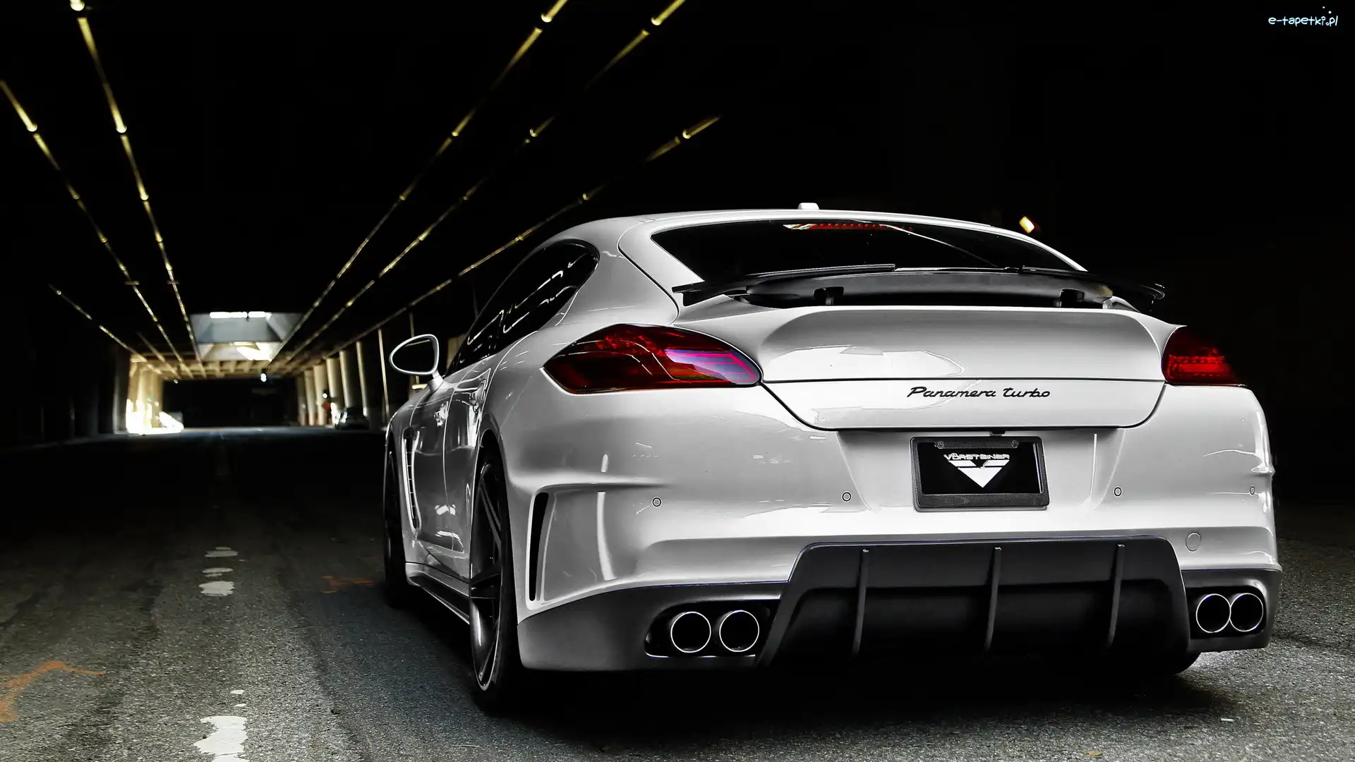 Porsche Panamera, Tunel