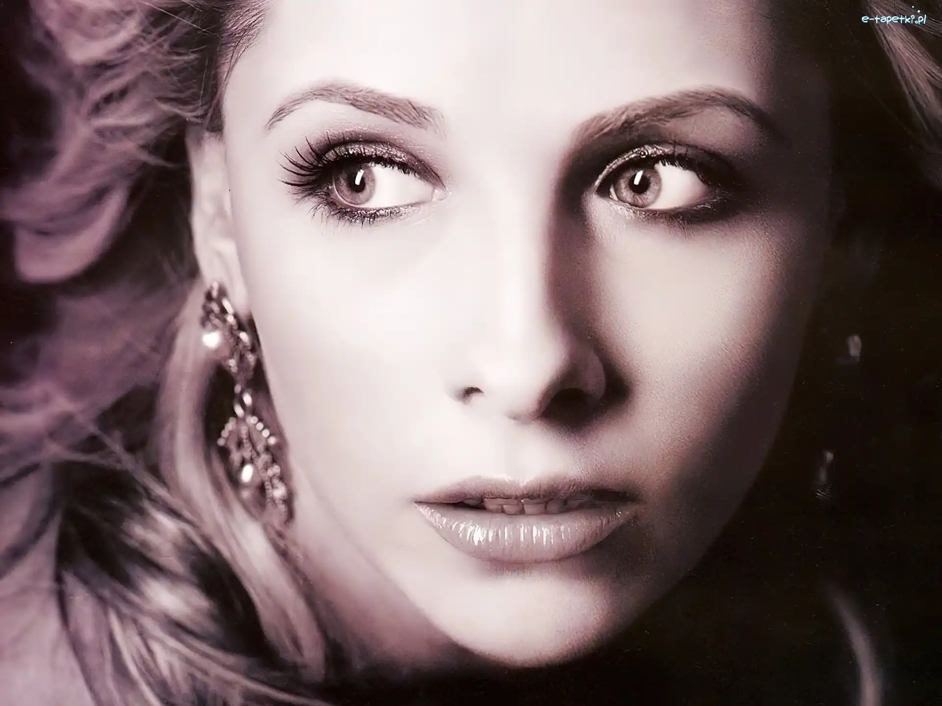 Twarz, Sarah Michelle Gellar
