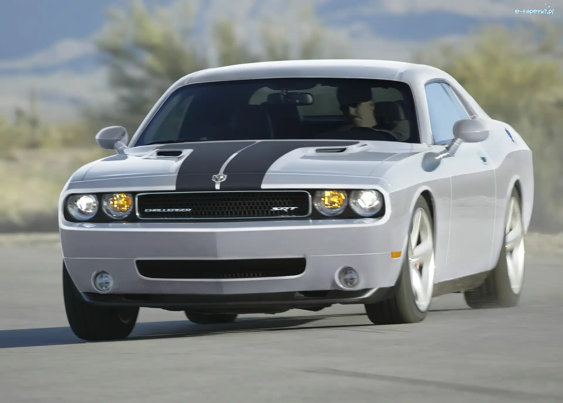 Jazda, Test, Dodge Challenger SRT8