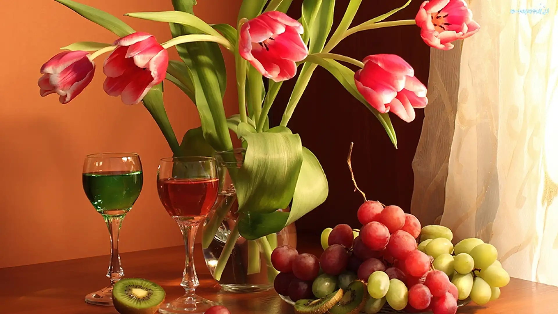 Wino, Winogrona, Tulipany