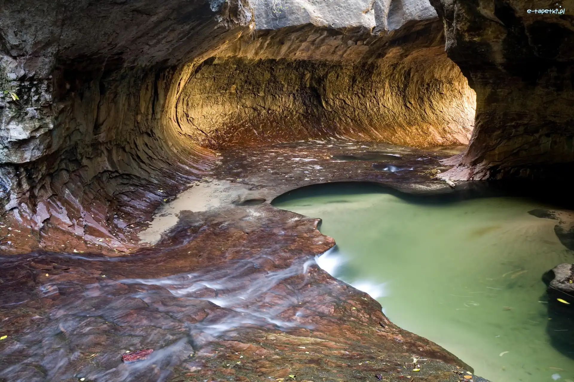 Tunel, Jeziorko, Skalny, Grota
