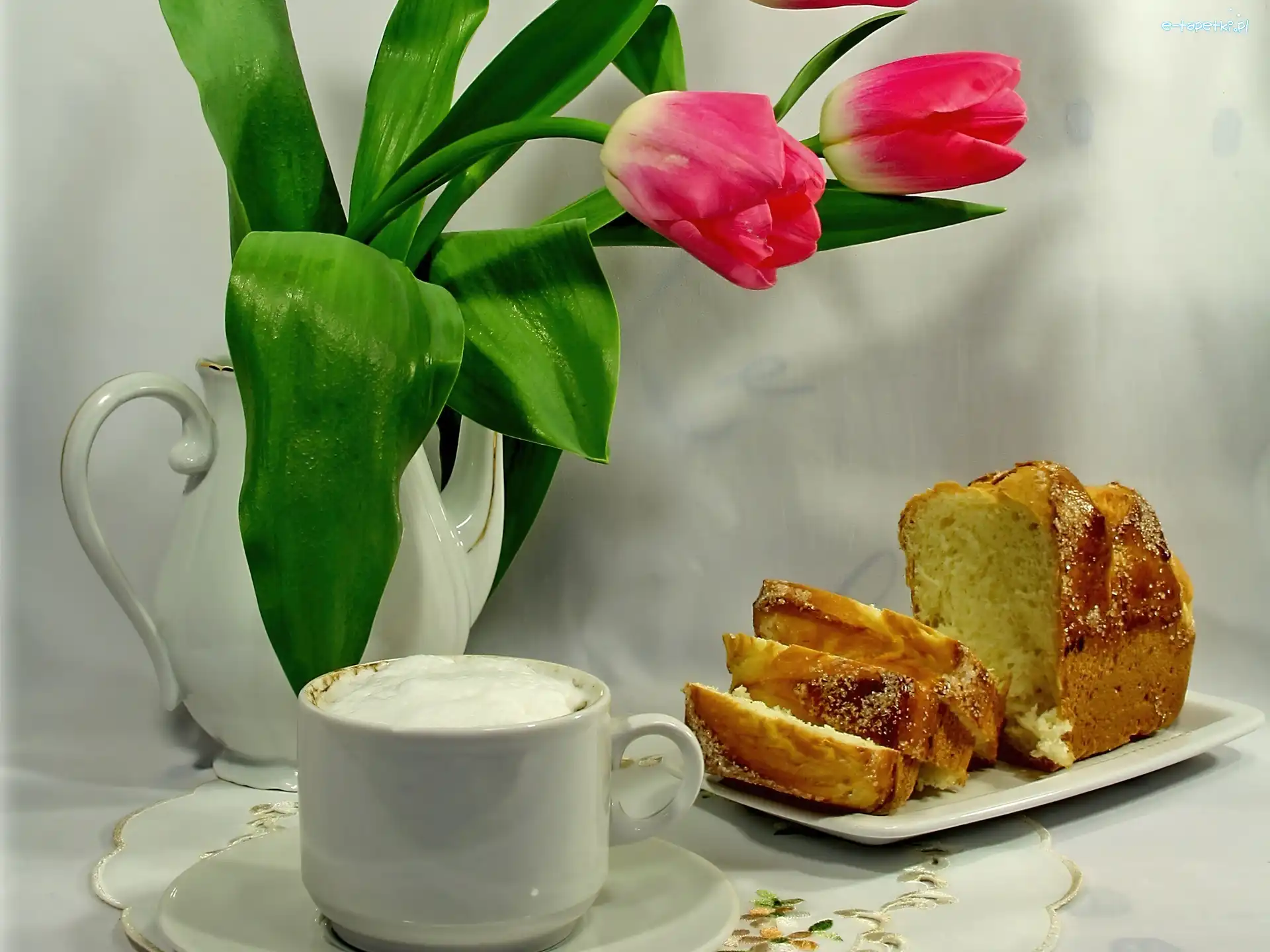 Tulipany, Kawusia, Ciasto, Dzbanek