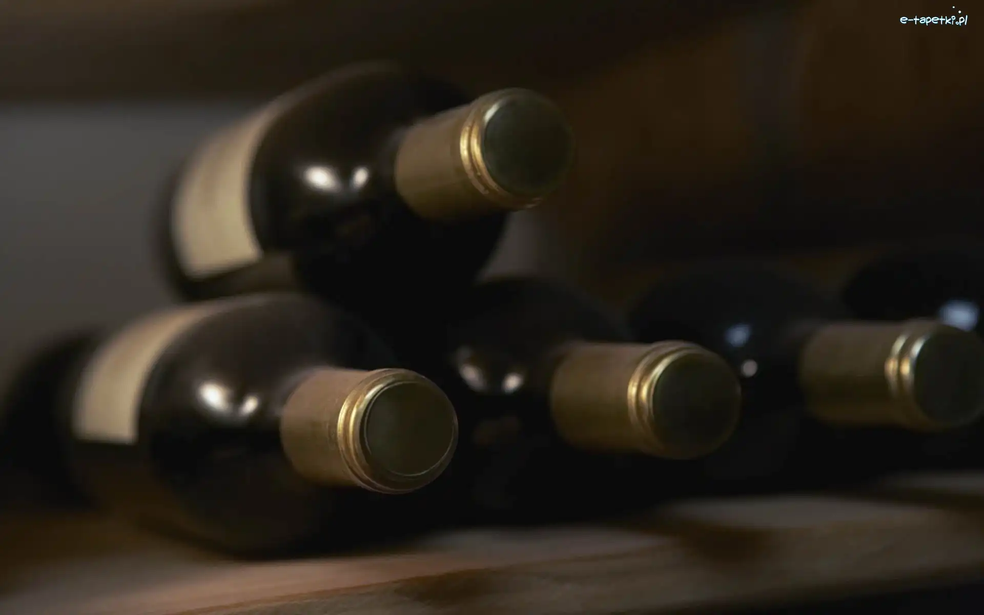 Butelki, Wino