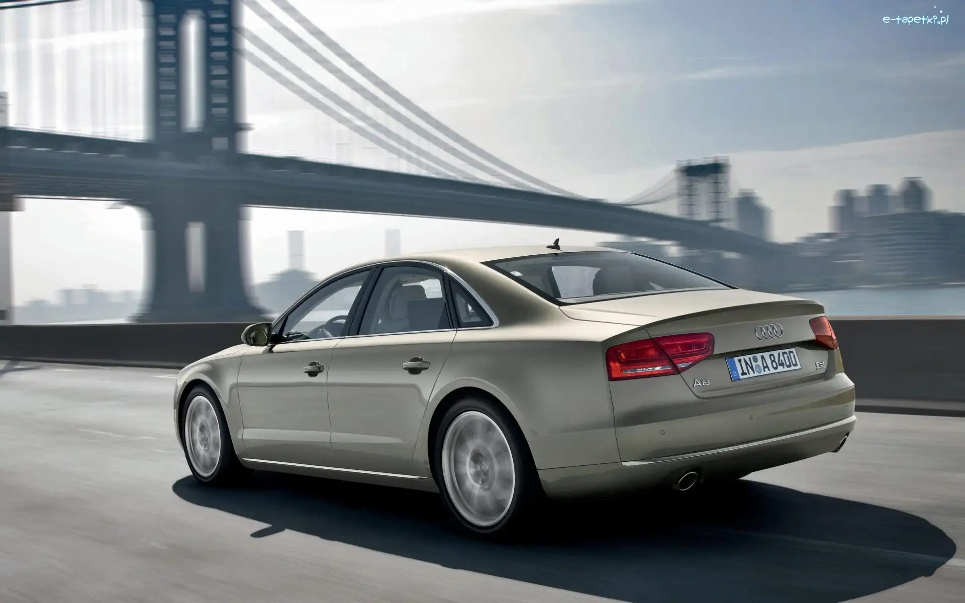 Most, Audi A8