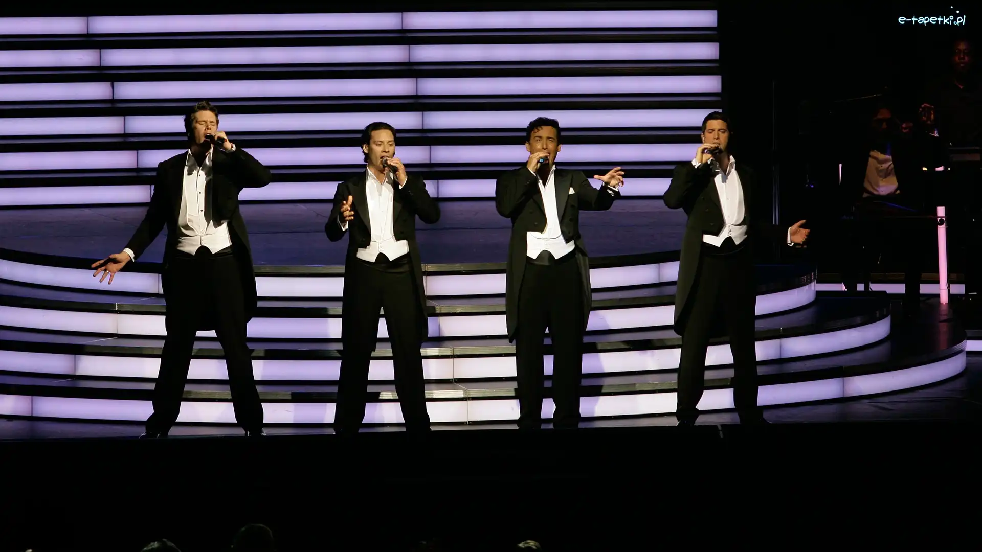 Występ, Fraki, Scena, Il Divo