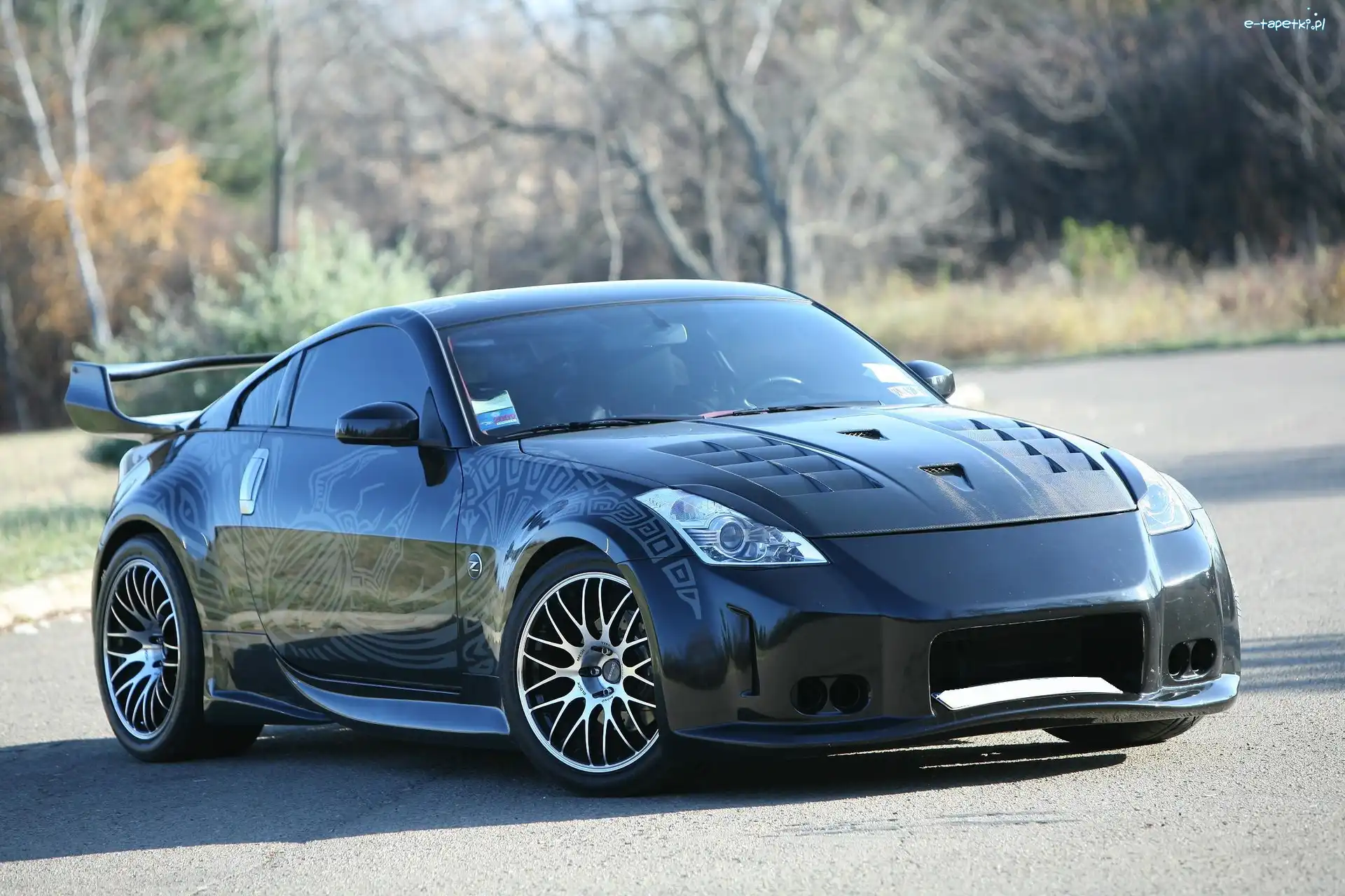 Plac, Nissan 350Z