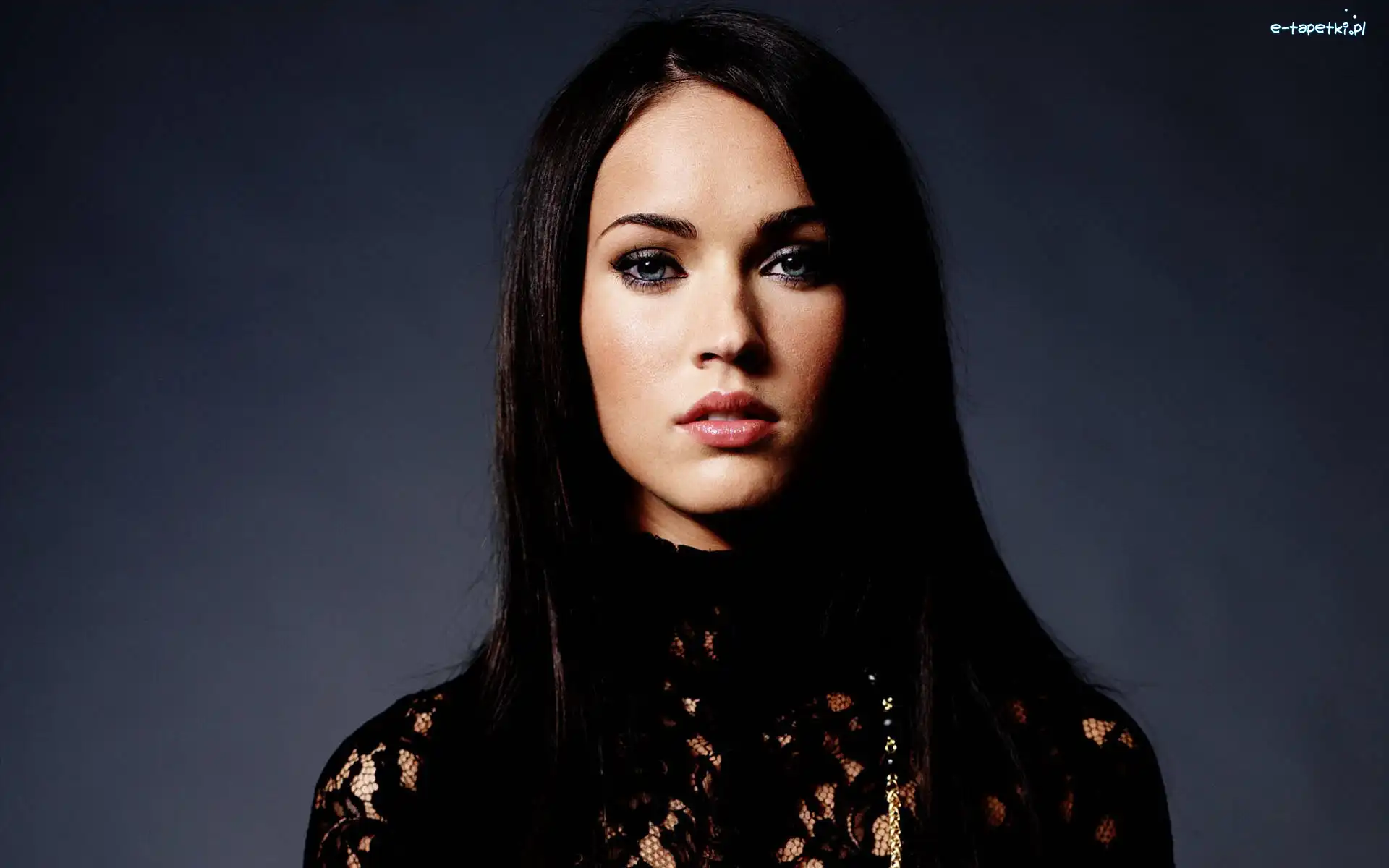 Czarna, Bluzeczka, Koronkowa, Megan Fox