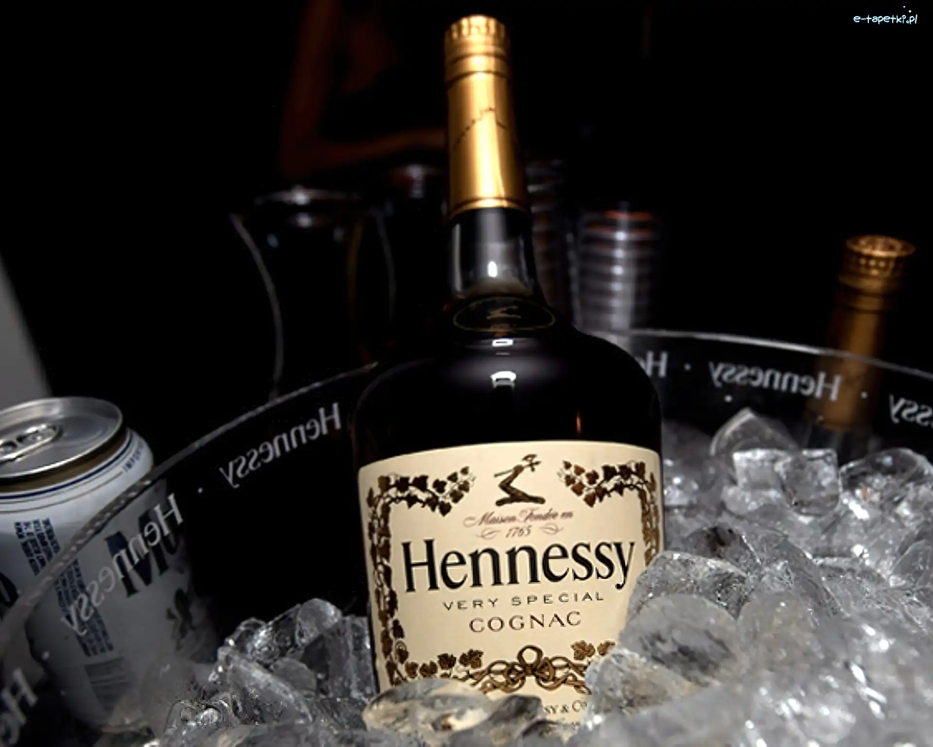 Koniaki, Lód, Hennessy