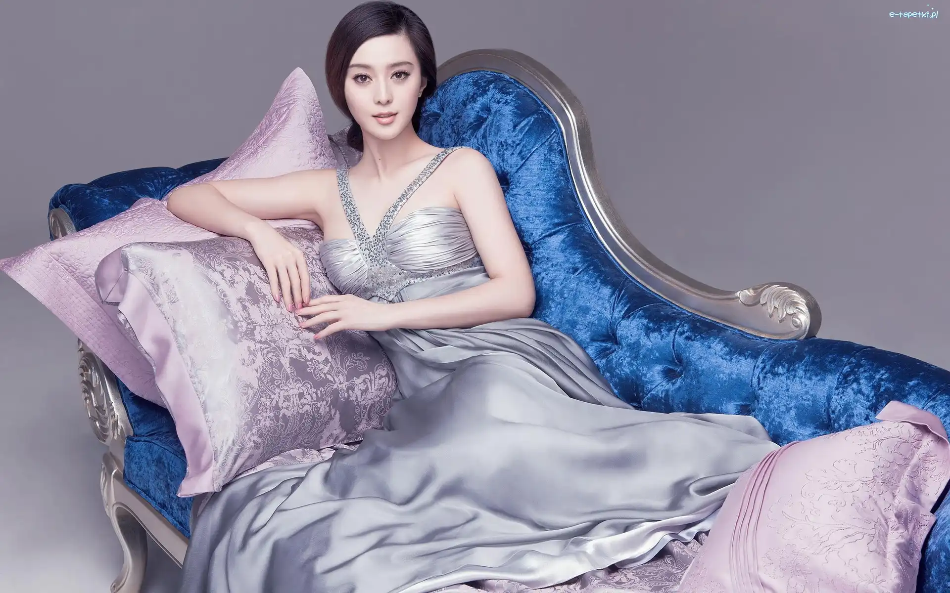 Poduszeczki, Kanapa, Fan Bingbing