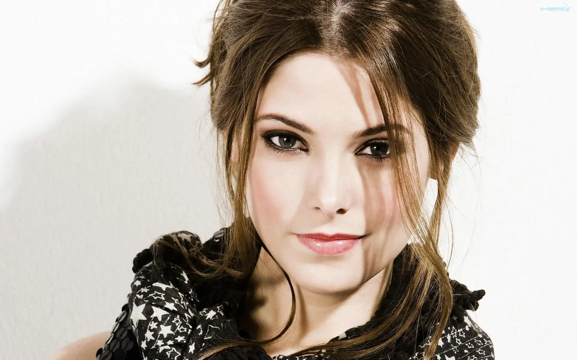 Spojrzenie, Makijaż, Ashley Greene