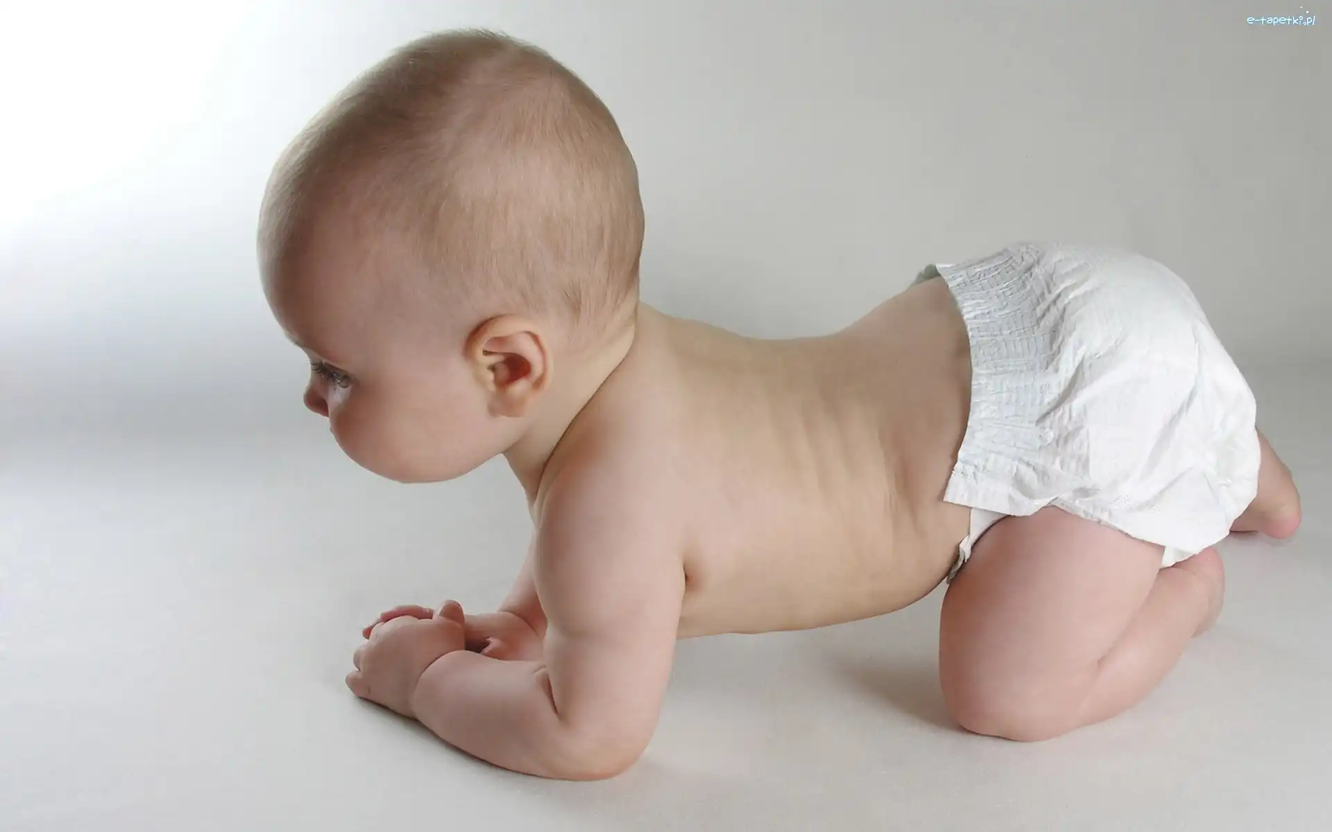 Pampers, Dziecko, Raczkujące