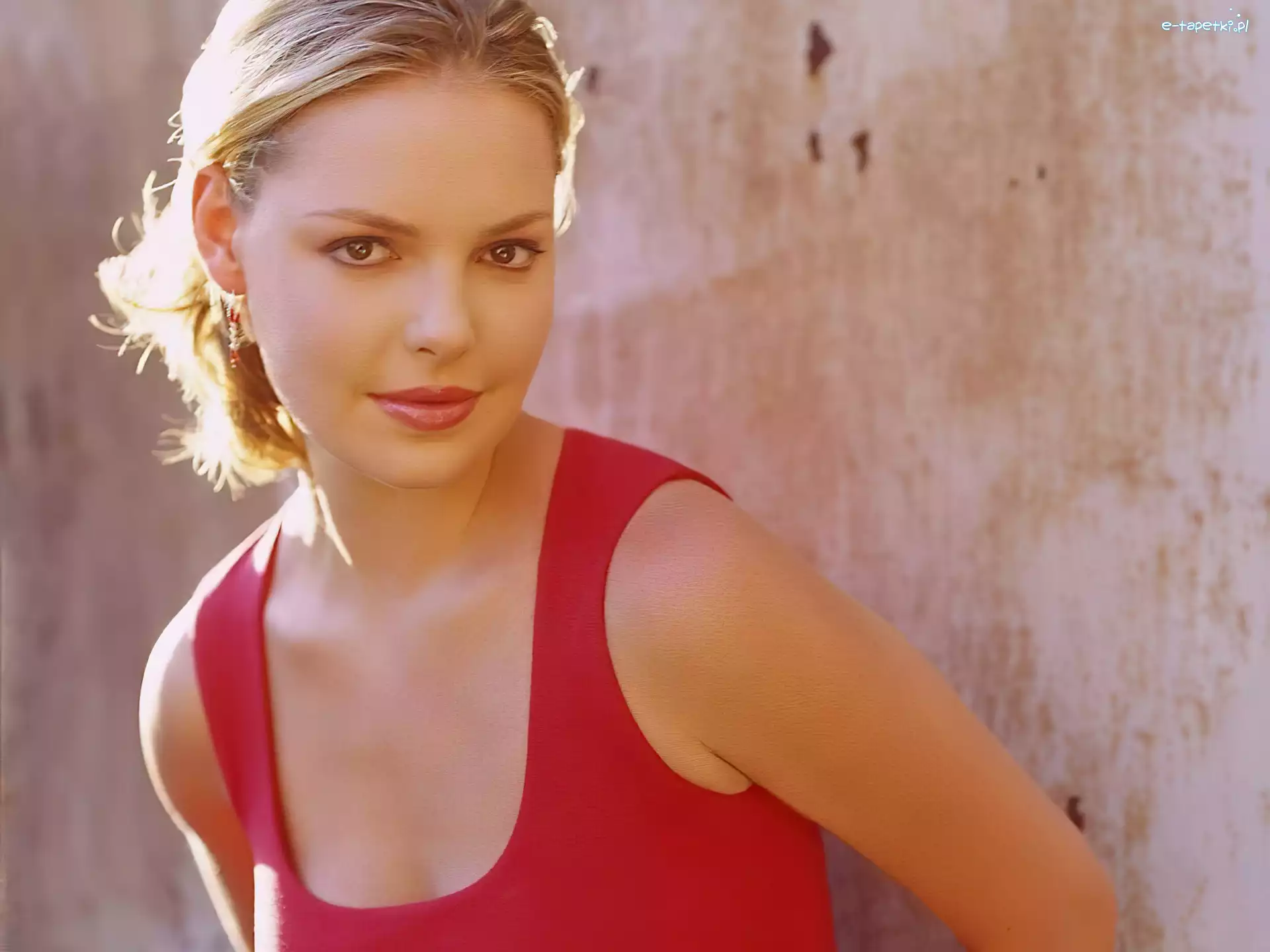 czerwona Sukienka, Katherine Heigl