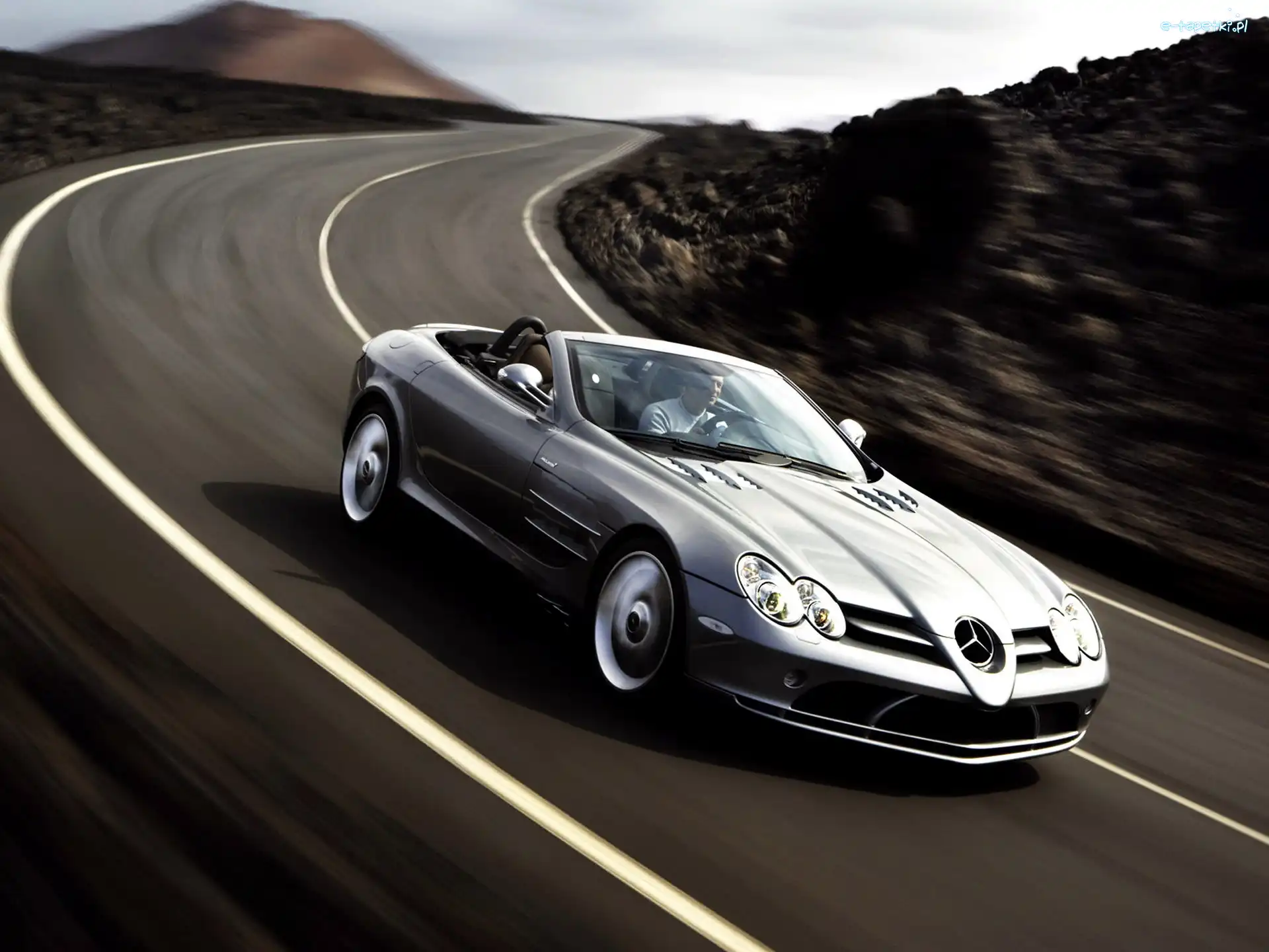 Mercedes SLR, Góry, Droga